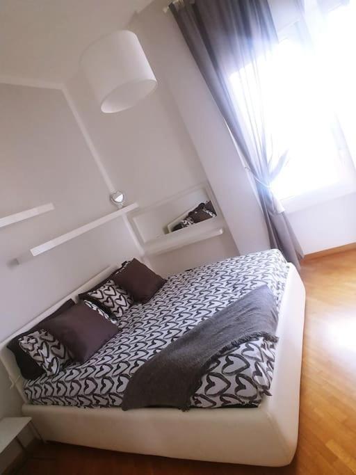 Attico Nelle Torri Di Fiumara Apartment Genoa Bagian luar foto